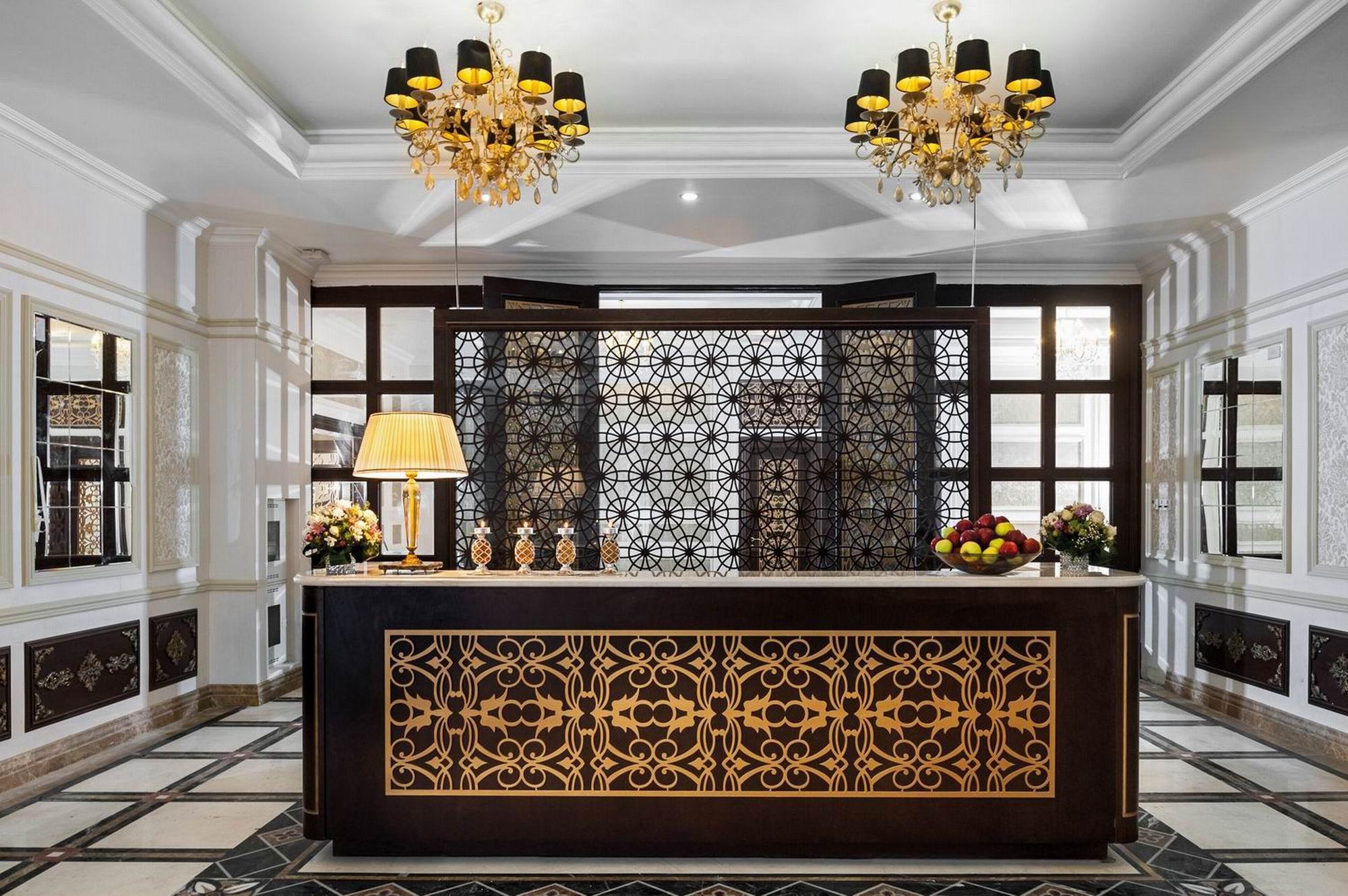 リクソス カディシャ シムケント ホテル エクステリア 写真 The hotel's lobby