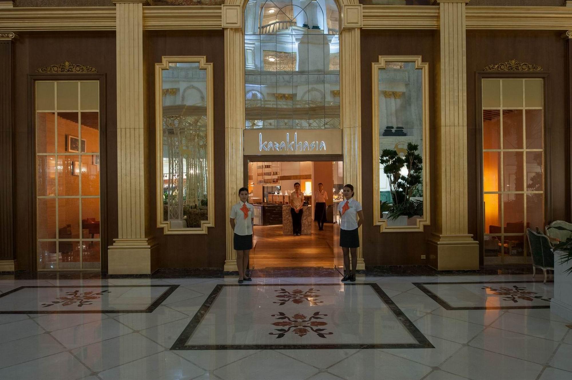 リクソス カディシャ シムケント ホテル エクステリア 写真 Lobby